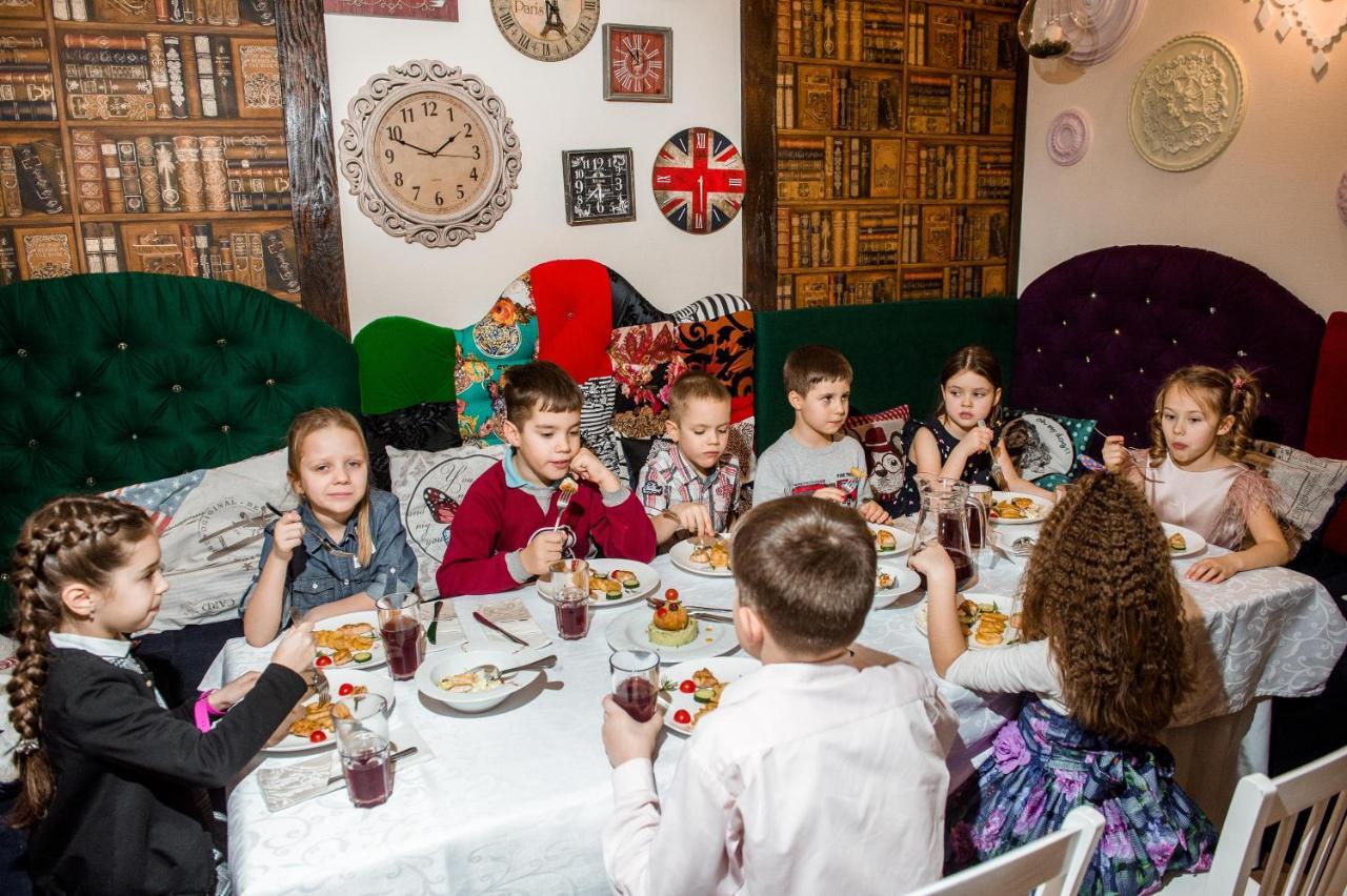 Veselyj Zajets Hotel Pirnove Екстериор снимка