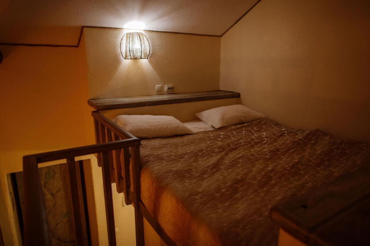 Veselyj Zajets Hotel Pirnove Екстериор снимка